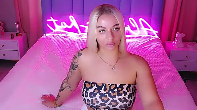 AllwaysHotJ online show from 24, 10, 2025