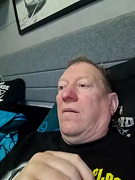 tomtom111111 online show from 18, 10, 2025