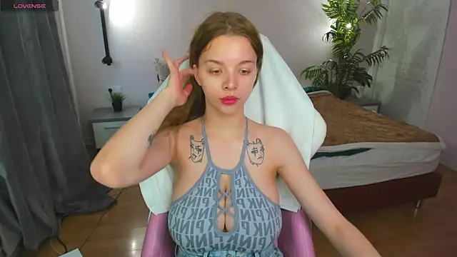 Lesya Flin online show from 29, 10, 2025