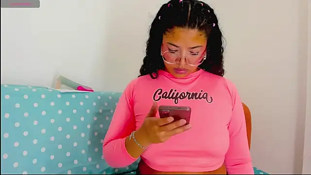 moana taylor online show from 6, 4, 2026