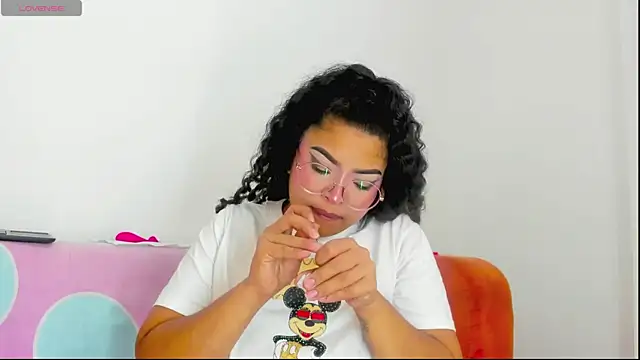 moana taylor online show from 11, 4, 2026