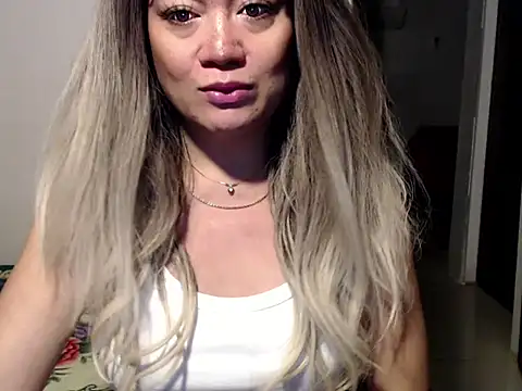 cum2mama online show from 8, 9, 2025