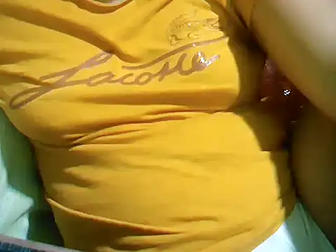 Snapshot of ashlylove25 chatting on 15, 5, 2026 ashlylove25 online show from 15, 5, 2026