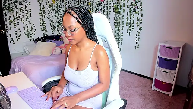 violeta milleer online show from 8, 12, 2024