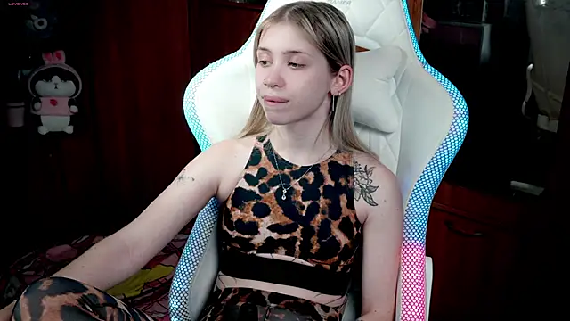 ho1yho1e online show from 14, 11, 2025