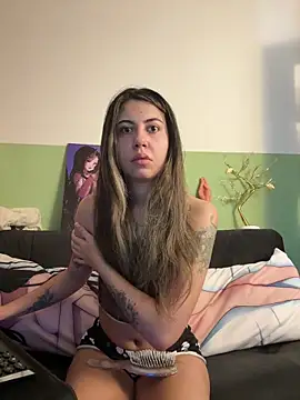 lilly sweett online show from 15, 12, 2025