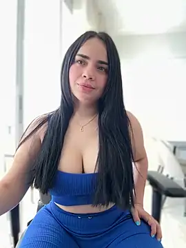 Snapshot of GeorginaJones chatting on 19, 2, 2025 GeorginaJones online show from 19, 2, 2025