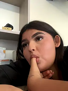 Lia sexx online show from 15, 11, 2025