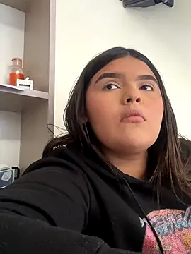 Lia sexx online show from 19, 12, 2025