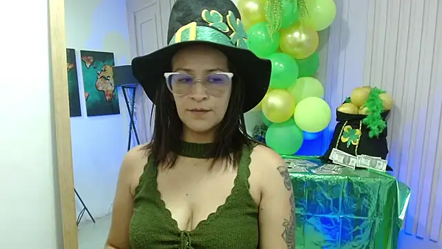 Britney taylor  online show from 17, 3, 2025