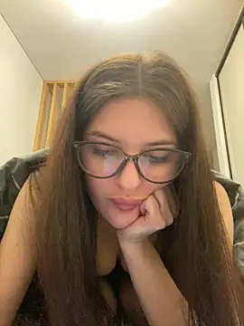 little belucci online show from 3, 2, 2025