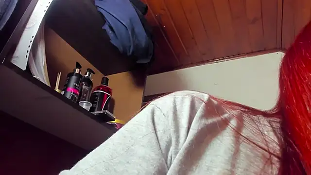 Hannaa32 online show from 1, 3, 2025