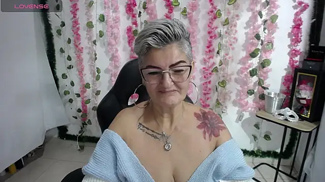 bety-cum2 online show from 19, 2, 2025