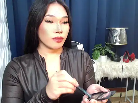 Ur Fantastic Lina online show from 16, 1, 2026