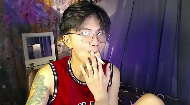 Sexy Handsome Drex online show from 8, 12, 2024