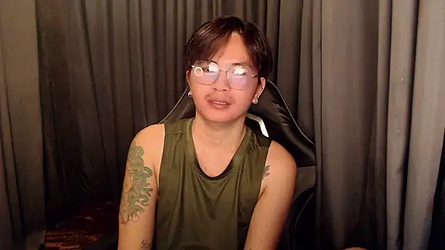 Sexy Handsome Drex online show from 12, 10, 2025