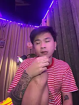Snapshot of Sexy_Handsome_Drex chatting on 21, 4, 2026 Sexy Handsome Drex online show from 21, 4, 2026