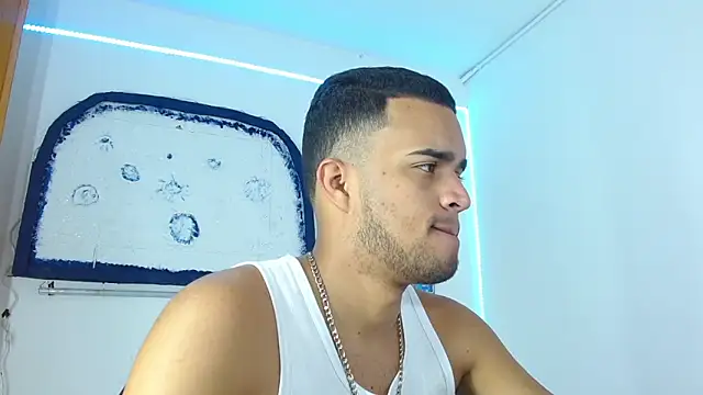 Bigcock 21cm  online show from 19, 12, 2024