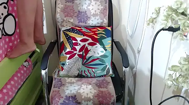 Skinny regie99xxx online show from 27, 2, 2025