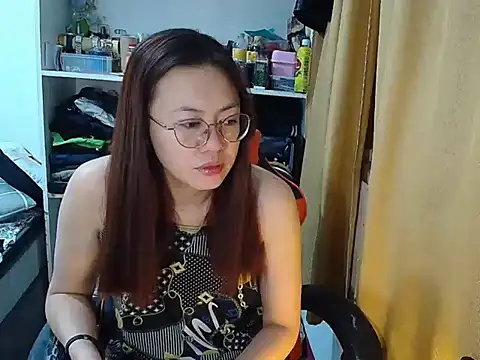 crizzybel online show from 8, 4, 2026