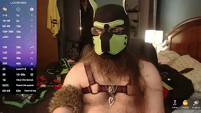 kinkywolf429 online show from 16, 4, 2026