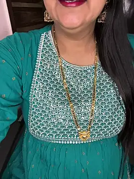 Zoya Varma004 online show from 19, 3, 2026