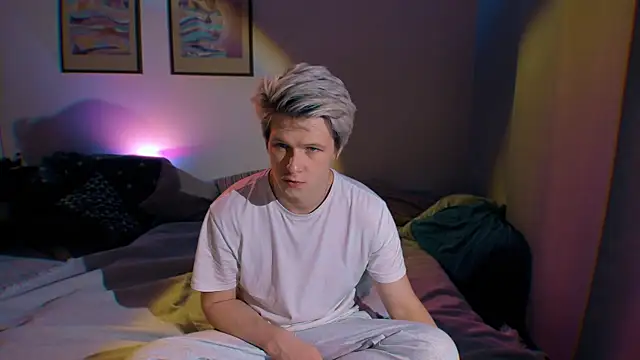 Breston Sweet online show from 16, 9, 2025