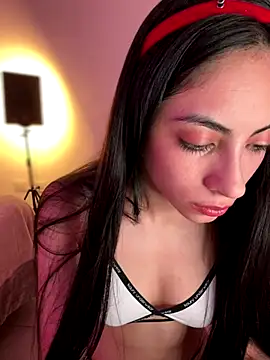 martiiaciar online show from 21, 12, 2025