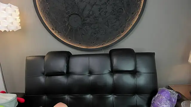 miss sharlotte18 online show from 25, 2, 2025