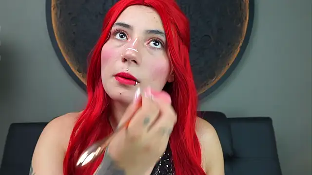 miss sharlotte18 online show from 19, 9, 2025