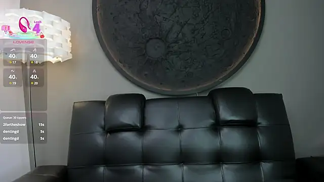 miss vaiolette online show from 15, 3, 2025