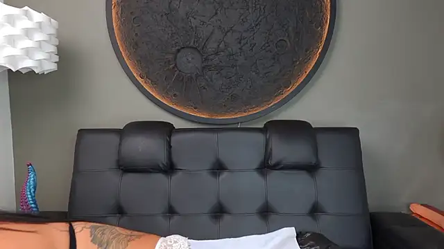 miss vaiolette online show from 27, 2, 2026