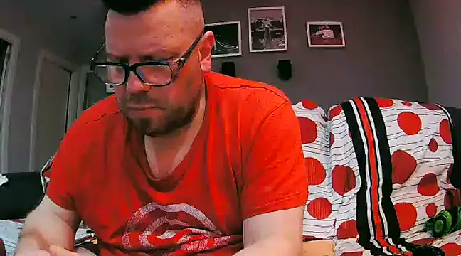 Snapshot of txan9876 chatting on 3, 2, 2025 txan9876 online show from 3, 2, 2025