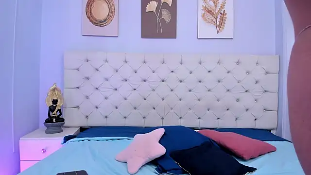 SALOME F0X  online show from 15, 3, 2025