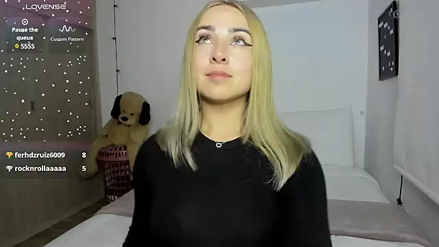 sophi mooreno online show from 11, 12, 2024