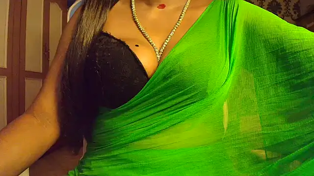 Snapshot of tamilswetha_telugu chatting on 5, 2, 2025 tamilswetha telugu online show from 5, 2, 2025