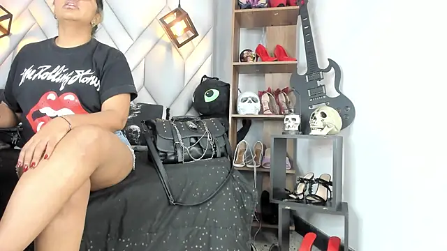 MirandaHaguen online show from 6, 10, 2025