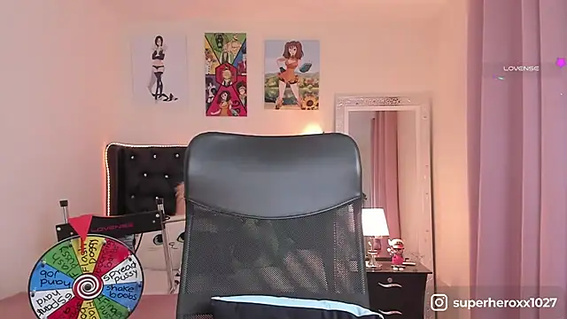 superheroxx online show from 10, 9, 2025