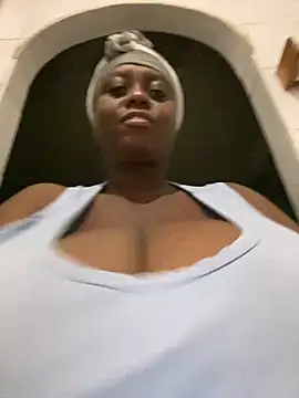 Biggblackboobs online show from 18, 3, 2025