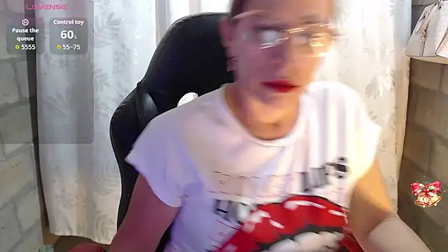 Chayla Ruiz online show from 1, 3, 2026