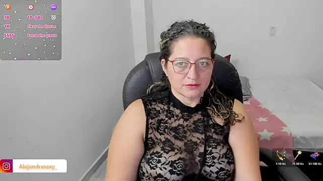 alejandra milf  online show from 22, 5, 2026
