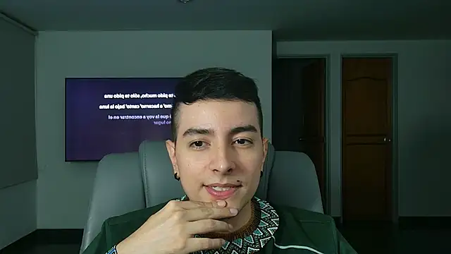 Jhoan saenz online show from 25, 10, 2025