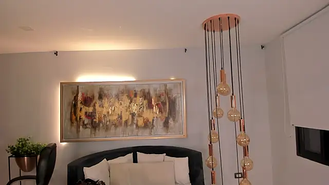 KateSunder online show from 2, 2, 2026