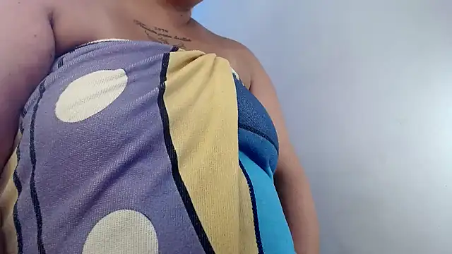 NAILAH SANZ online show from 4, 10, 2025