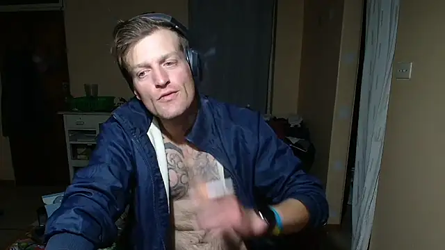 Snapshot of the-billy-blue chatting on 17, 7, 2026 the-billy-blue online show from 17, 7, 2026
