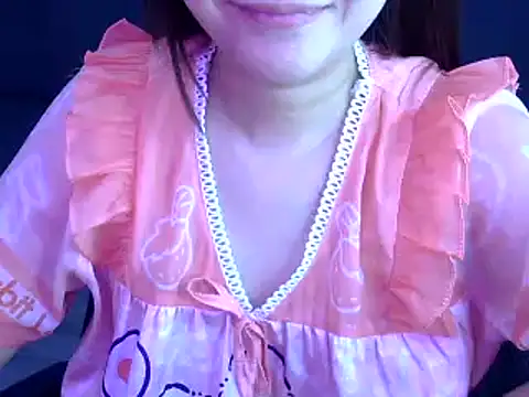 Bee 2k online show from 28, 10, 2025