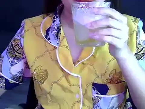 Bee 2k online show from 4, 11, 2025