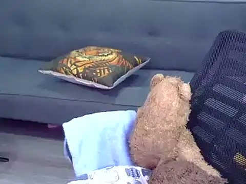 Snapshot of Bee_2k chatting on 4, 2, 2026 Bee 2k online show from 4, 2, 2026