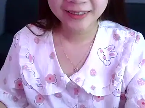 Snapshot of Bee_2k chatting on 10, 2, 2026 Bee 2k online show from 10, 2, 2026