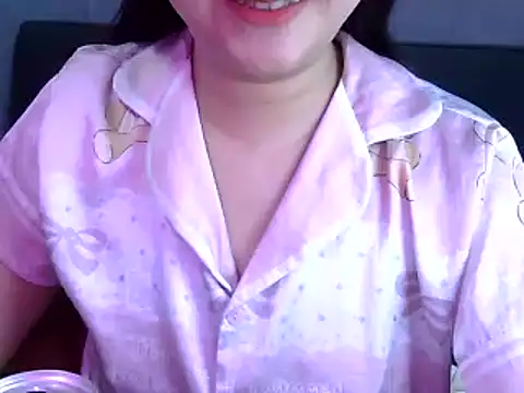 Snapshot of Bee_2k chatting on 13, 2, 2026 Bee 2k online show from 13, 2, 2026